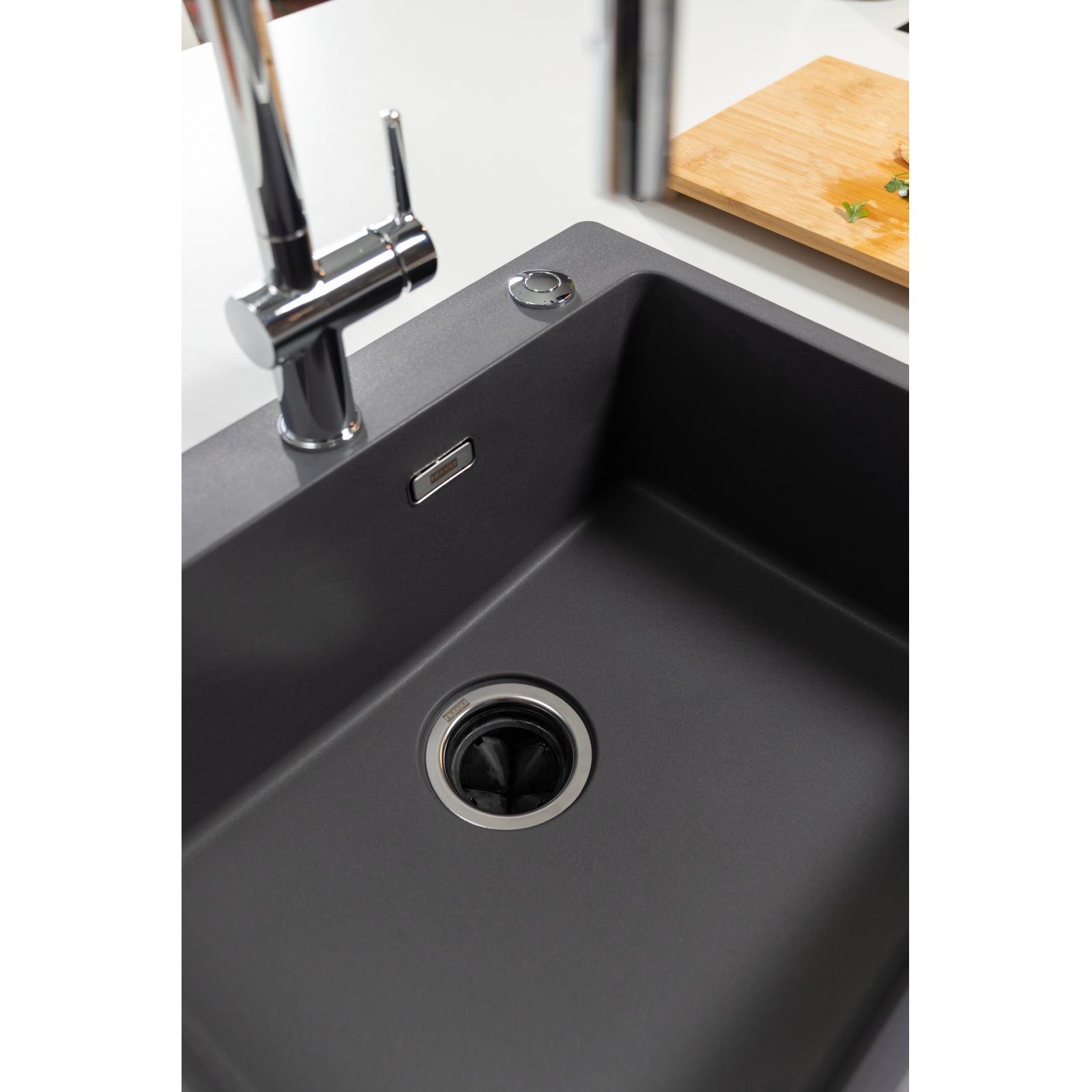 Измельчитель пищевых отходов Franke SLIM 125 134.0715.094